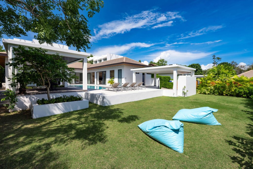 3 br pool villa 5 minute walk to Choeng Mon beach Koh Samui for sale