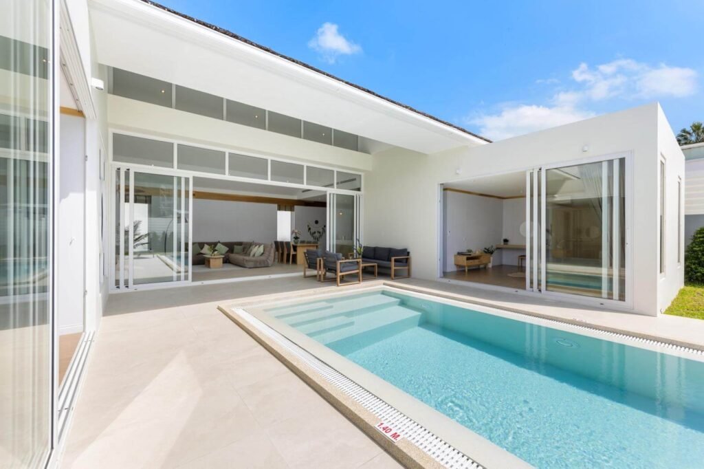 3br Bali style villa with a pool for sale walking distance to Choeng Mon beach Koh Samui