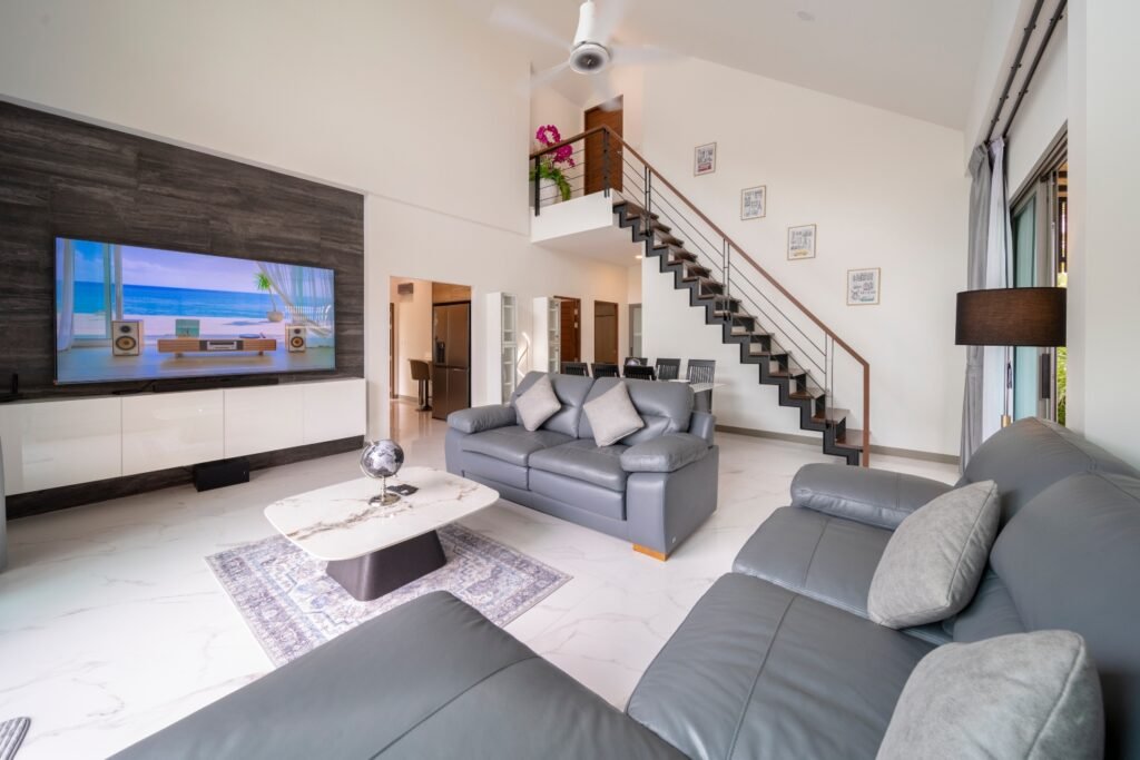 3 br villa with a pool for quick sale Chaweng Samui