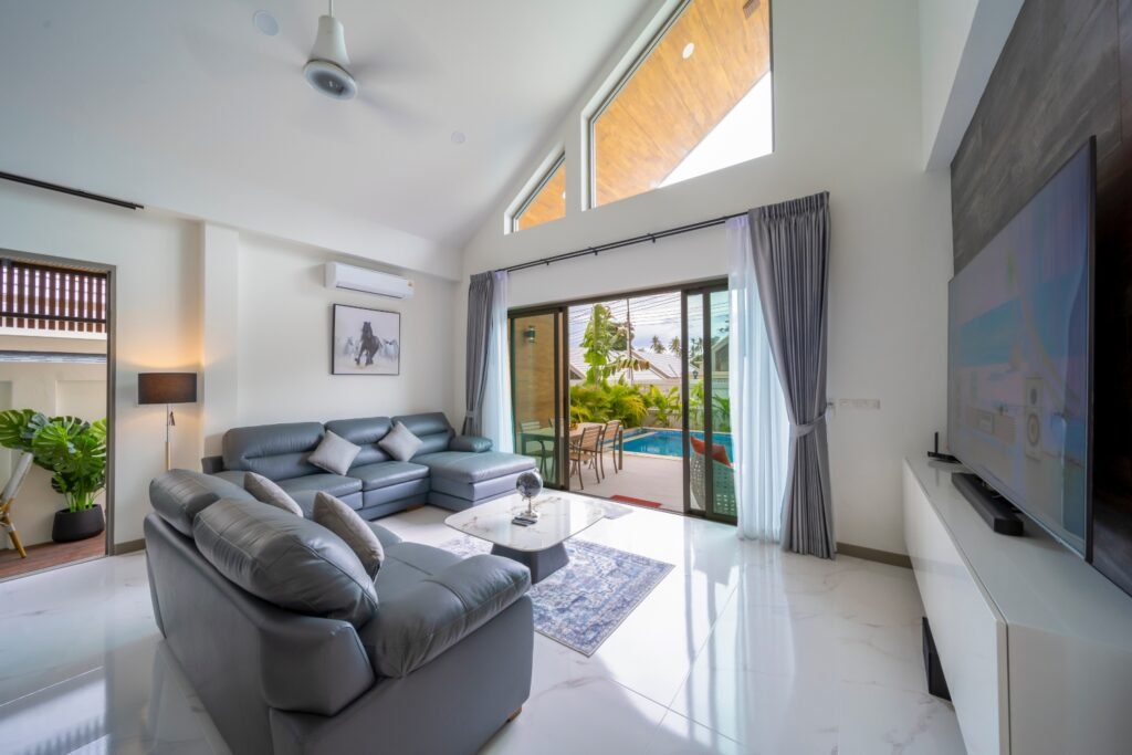 3 br villa with a pool for quick sale Chaweng Samui