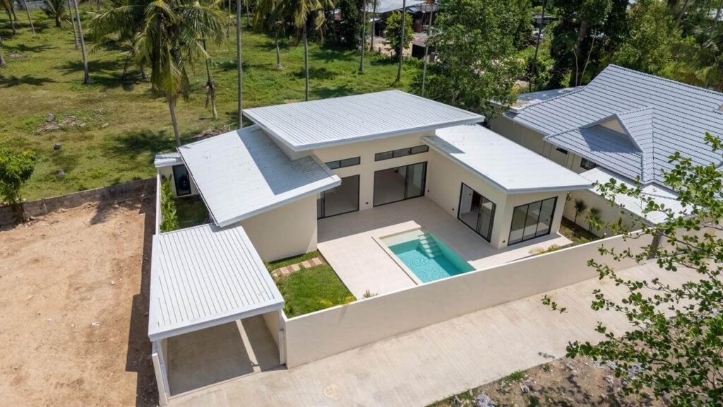 affordable 3br villas with a pool in Maenam for sale Koh Samui