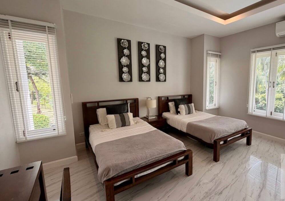 3 bedroom pool villa for sale in Chaweng Koh Samui