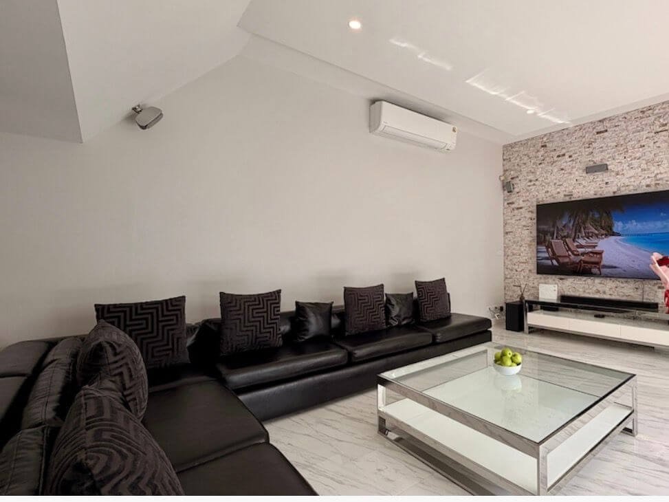 3 bedroom pool villa for sale in Chaweng Koh Samui