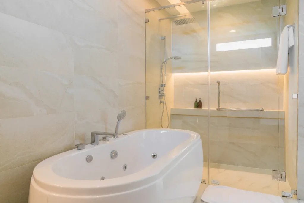 Luxury 5-bedroom sea view villa with infinity pool in Lamai, Koh Samui