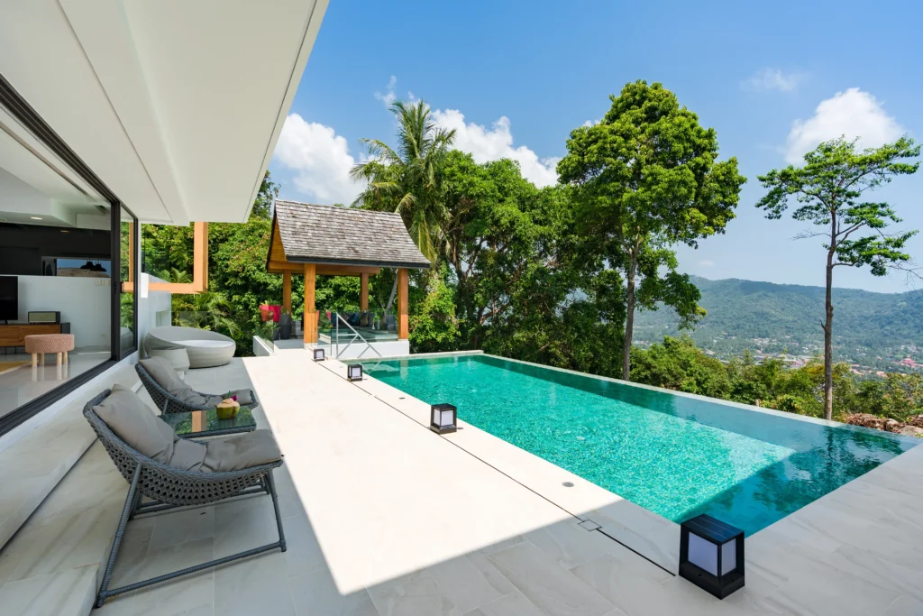 Luxury 4-bedroom sea view villa with infinity pool in Lamai, Koh Samui