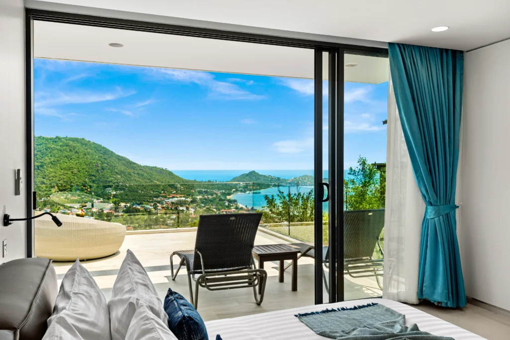 Luxury 4-bedroom sea view villa with infinity pool in Lamai, Koh Samui