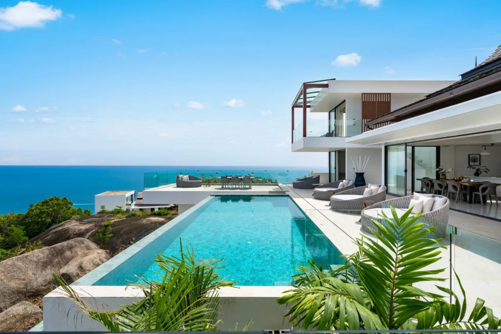 Luxury 5-bedroom sea view villa with infinity pool and private gym in Lamai
