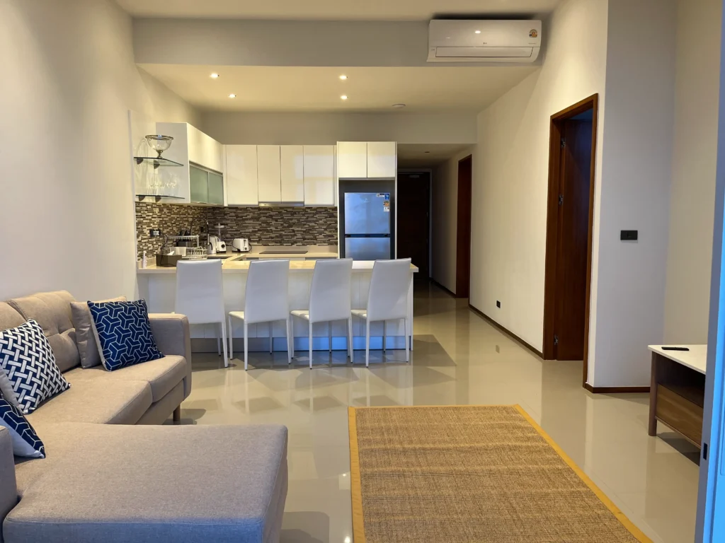 Two-bedroom penthouseb apartment with panoramic sea views in Maenam, Koh Samui - for sale