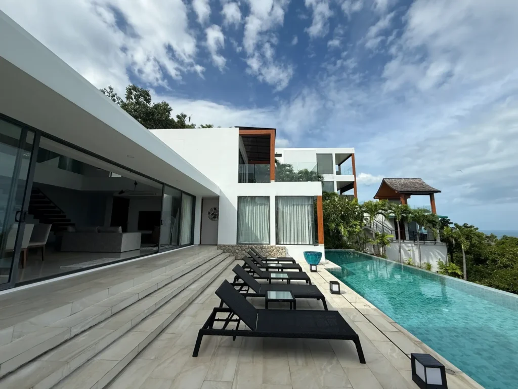 Luxury 5-bedroom sea view villa with infinity pool in Lamai, Koh Samui - for rent