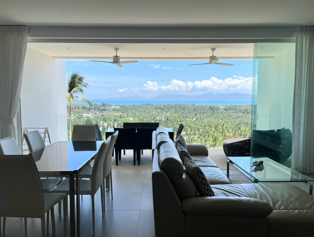 Brand-new 1-bedroom apartment with panoramic gulf views in Maenam
