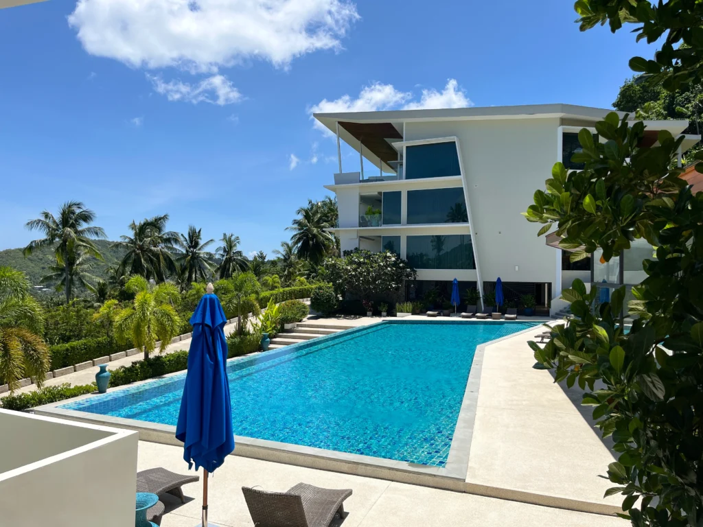 Modern 2-bedroom sea view apartment with panoramic gulf views in Maenam, Koh Samui