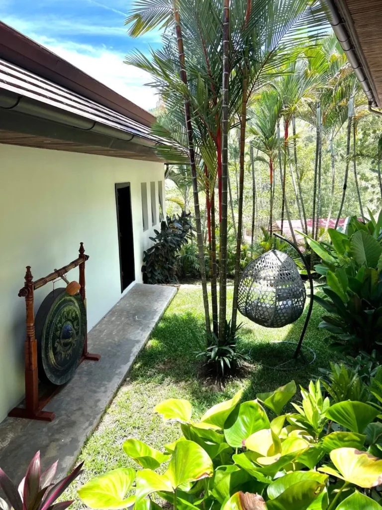 3-bedroom sea view villa with large private pool in Bang Por