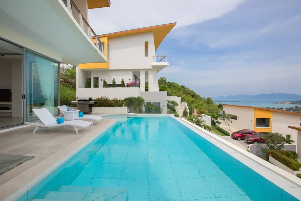 Luxury 4-bedroom sea view villa with infinity pool in Plai Laem