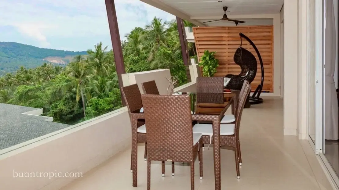 Spacious 3-bedroom duplex sea view apartment with large terrace in Maenam Spacious 3-bedroom duplex sea view apartment with large terrace in Maenam