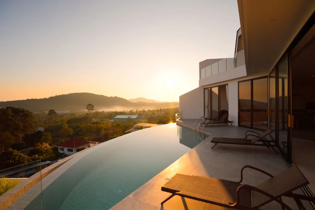 Luxury 5-Bedroom Hillside Villa with Private Pool, Gym & Sauna in Bohhut