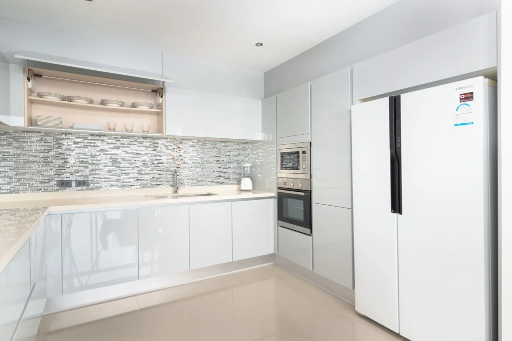 Stylish 1-bedroom sea view penthouse with panoramic terrace in Maenam