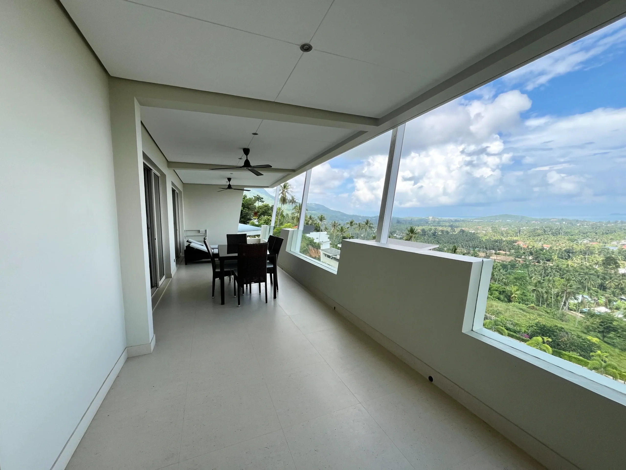 Spacious 3-bedroom duplex sea view apartment with large terrace in Maenam Spacious 3-bedroom duplex sea view apartment with large terrace in Maenam
