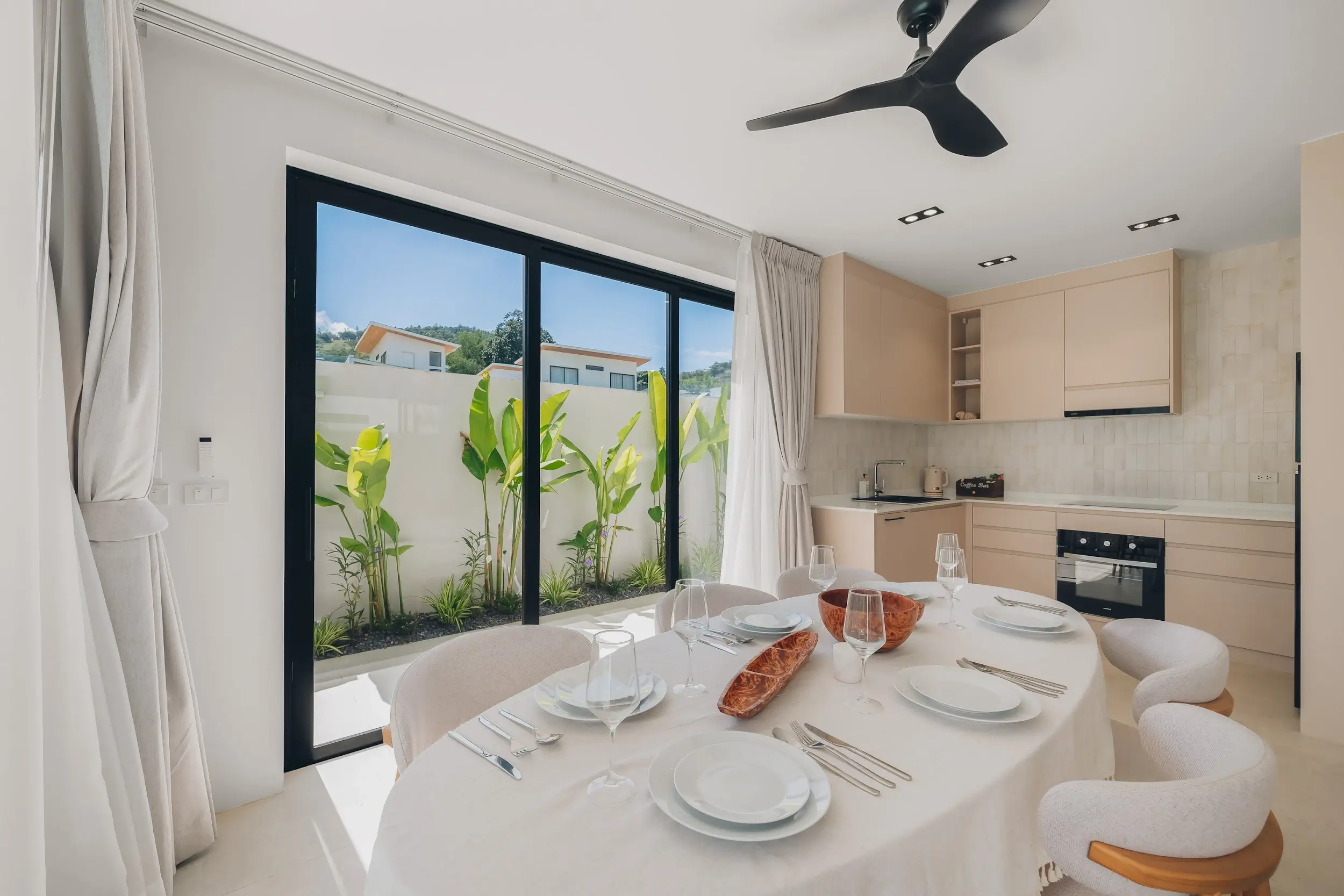 Fully-fitted 3-bedroom villa with private pool and garden in Bo Phut, Samiu Fully-fitted 3-bedroom villa with private pool and garden in Bo Phut, Samiu
