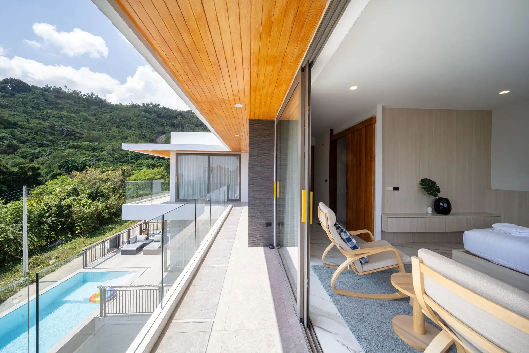 Ready to move 3-Bedroom sea view villa with private pool in Chaweng Noi Ready to move 3-Bedroom sea view villa with private pool in Chaweng Noi