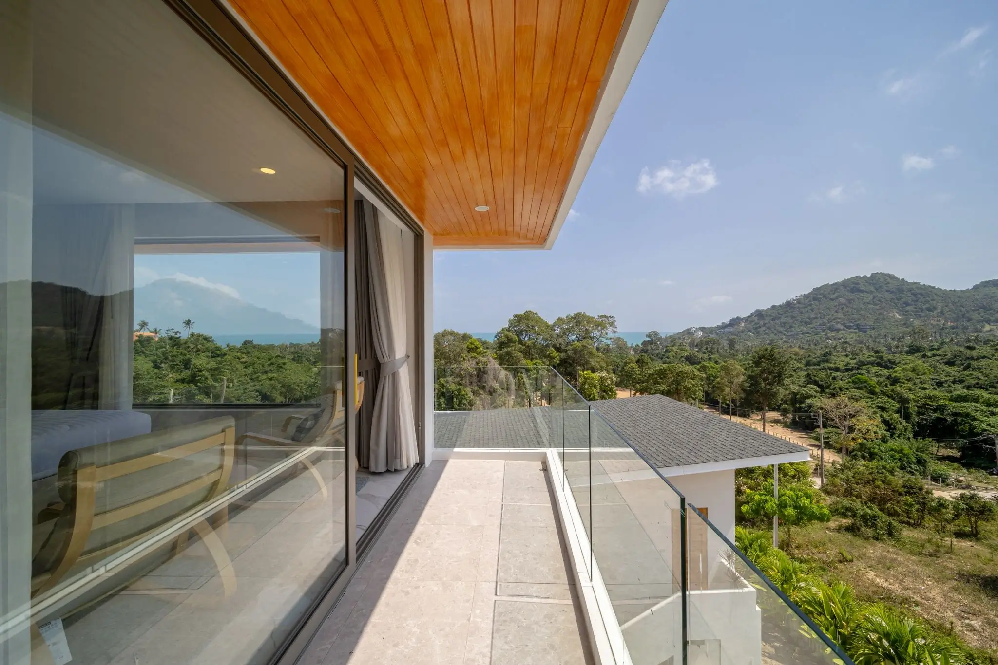 Ready to move 3-Bedroom sea view villa with private pool in Chaweng Noi Ready to move 3-Bedroom sea view villa with private pool in Chaweng Noi