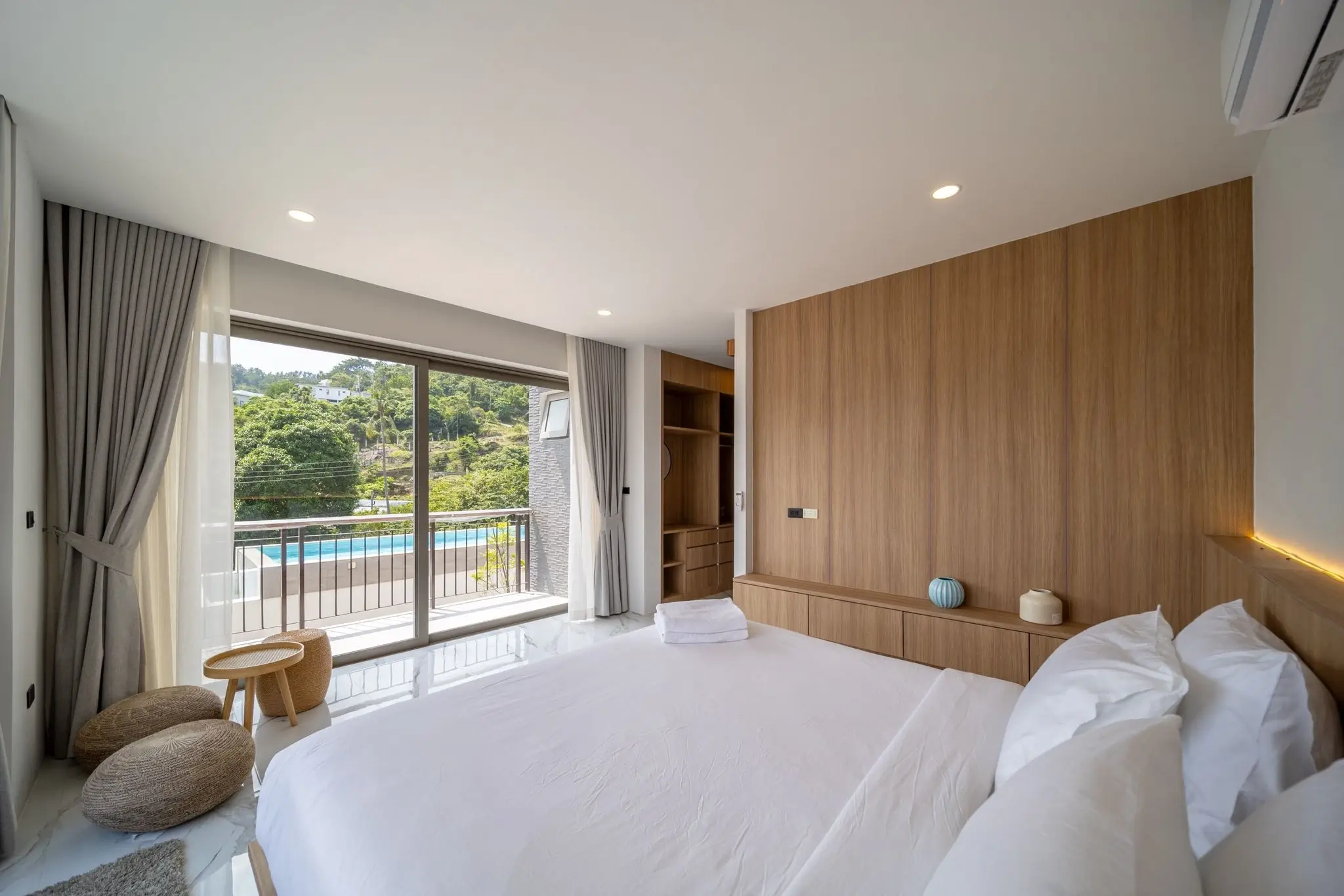 Ready to move 3-Bedroom sea view villa with private pool in Chaweng Noi Ready to move 3-Bedroom sea view villa with private pool in Chaweng Noi