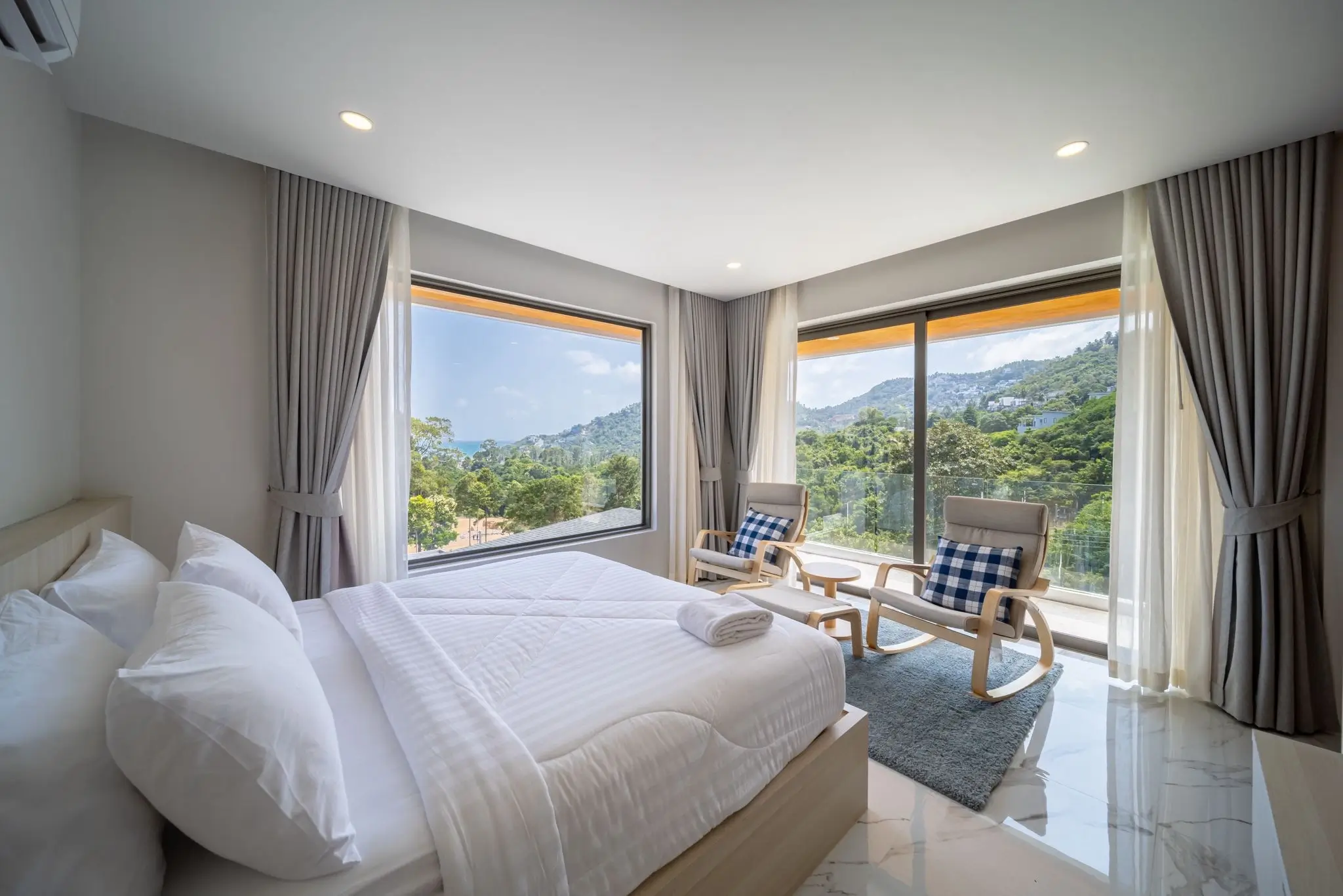 Ready to move 3-Bedroom sea view villa with private pool in Chaweng Noi Ready to move 3-Bedroom sea view villa with private pool in Chaweng Noi